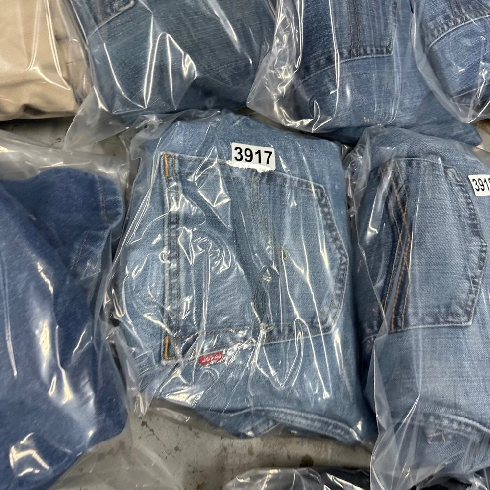 Levis 512‎ Slim Taper Jeans Mens 31x32 Medium Wash Blue Denim Pants